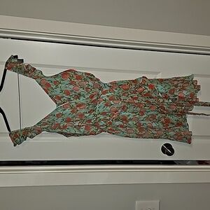 LC Lauren Conrad Lightweight Ruffled Layered Orange Flowers on Lt. Blue XL VGUC